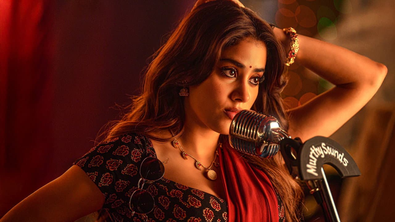 Peddi Movie Review: Bold, Bizarre & Unforgettable still 8